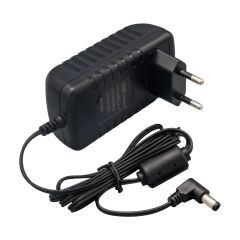 WEKO 12.6 VOLT- 2 AMPER 5.5*2.5 UÇLU KIRMIZI YEŞİL LEDLİ YERLİ ÜRETİM PRİZ TİPİ ŞARJ ADAPTÖRÜ