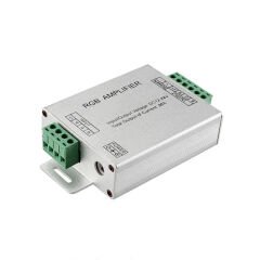 POWERMASTER PM-4877 12 VOLT - 24 VOLT - 30 AMPER RGB LED AMPLIFIER (REPEATER)